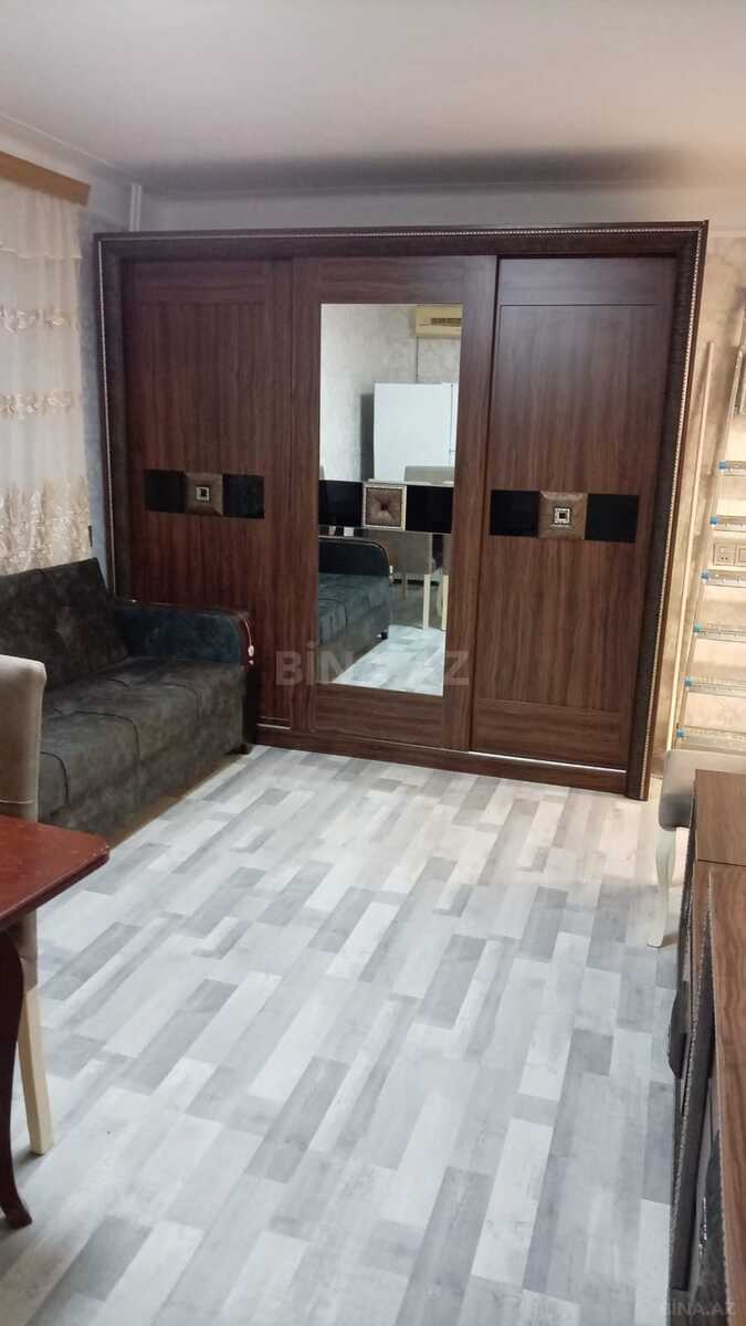2 otaqlı Köhnə tikili, İnşaatçılar m., Bakı