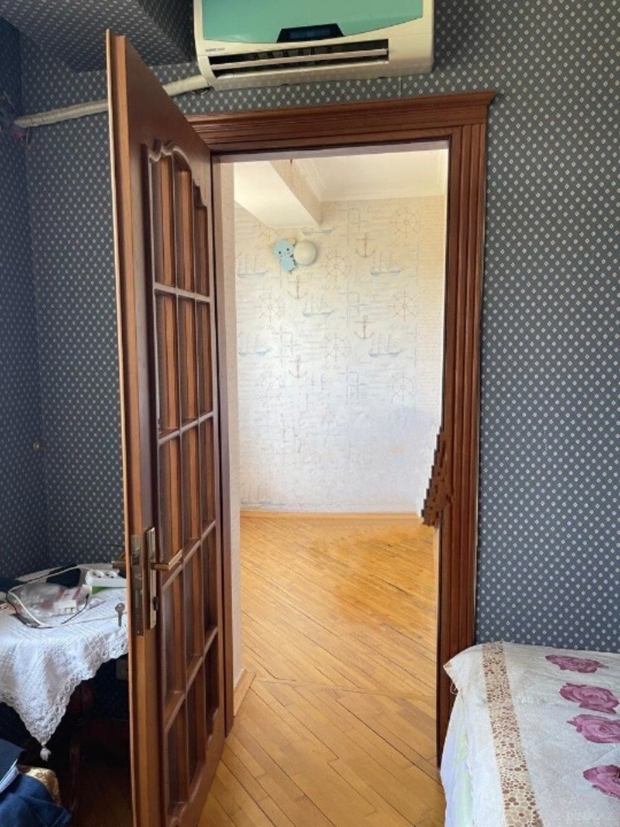 5 otaqlı Köhnə tikili, Yasamal r., Bakı