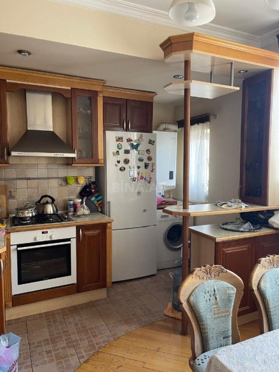5 otaqlı Köhnə tikili, Yasamal r., Bakı