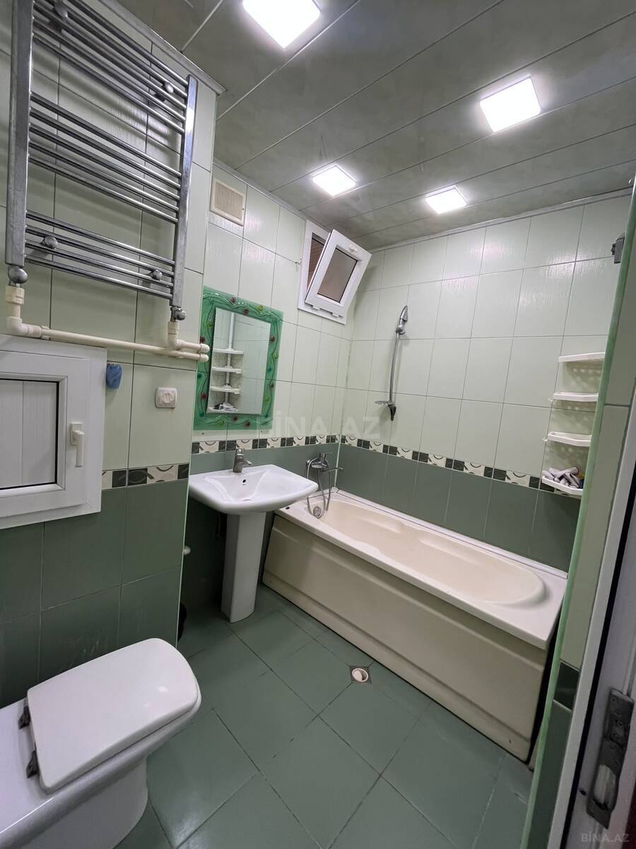 2 otaqlı Köhnə tikili, Memar Əcəmi m., Bakı