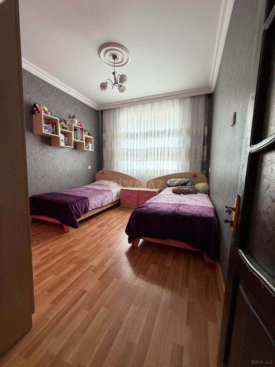 5 otaqlı Köhnə tikili, Əhmədli q., Bakı