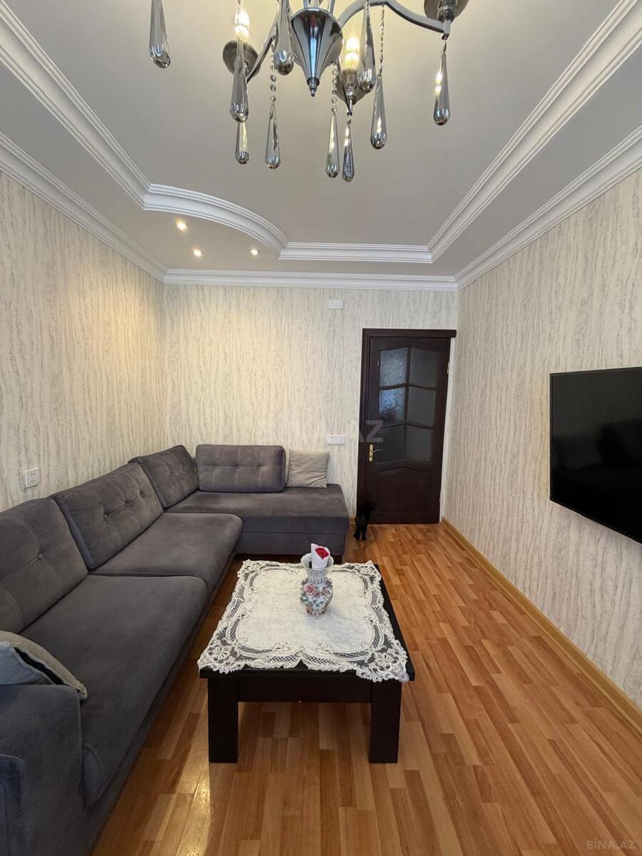 5 otaqlı Köhnə tikili, Əhmədli q., Bakı