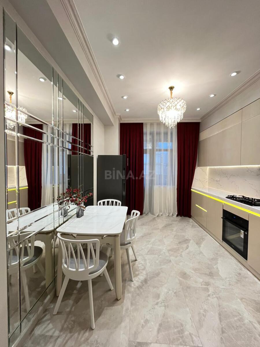 3 otaqlı Yeni tikili, 28 May m., Bakı