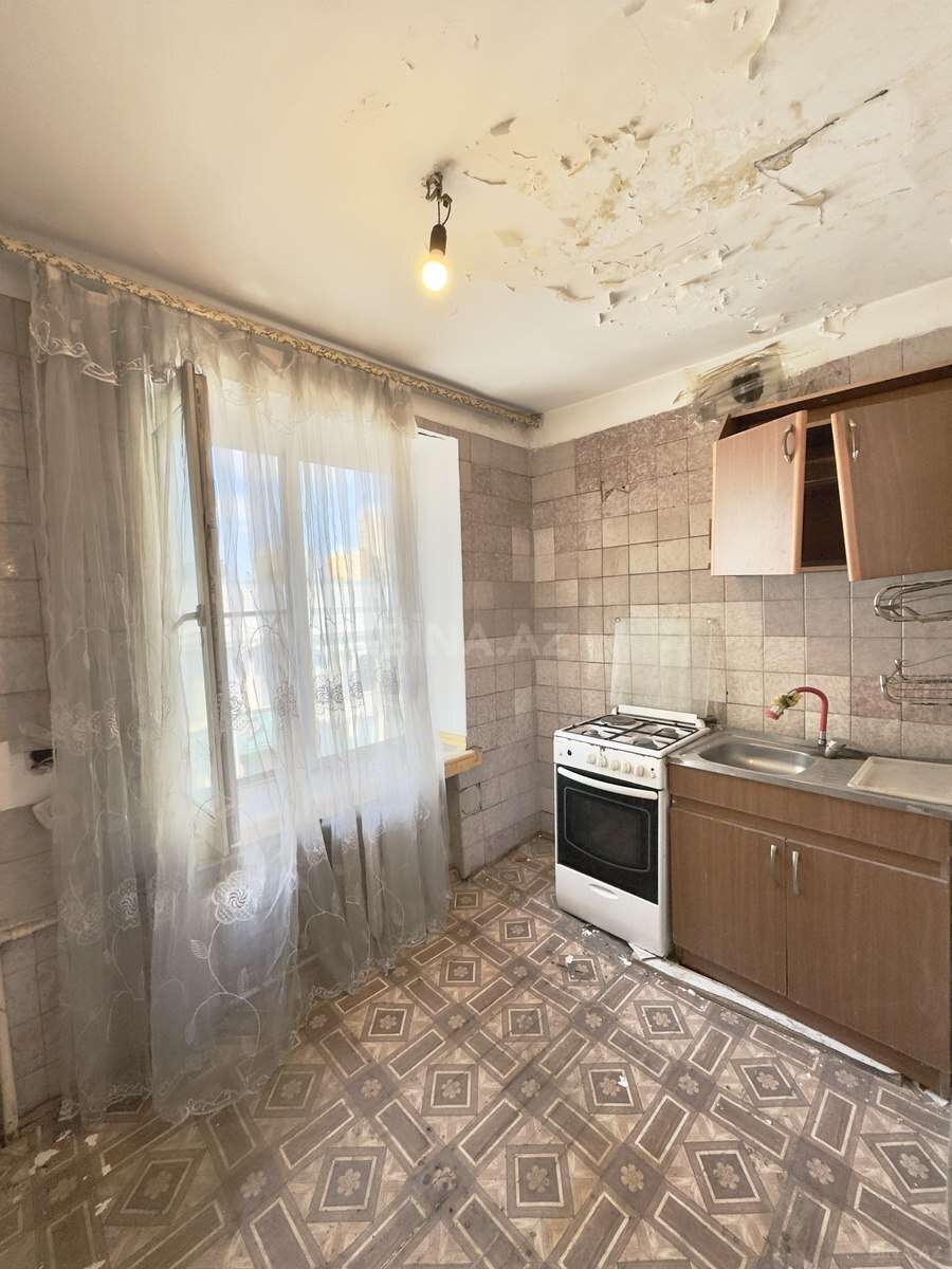 2 otaqlı Köhnə tikili, Binəqədi r., Bakı