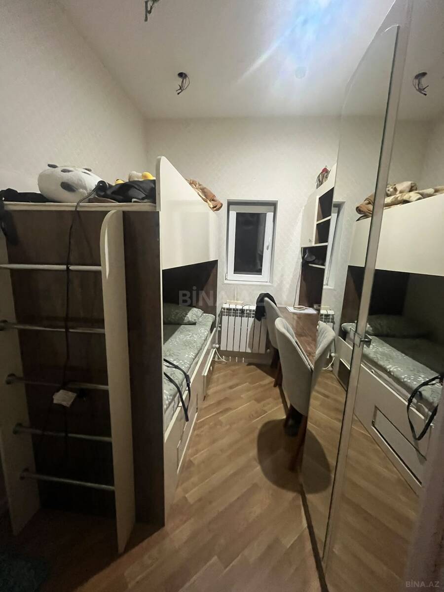 3 otaqlı Köhnə tikili, 28 May m., Bakı