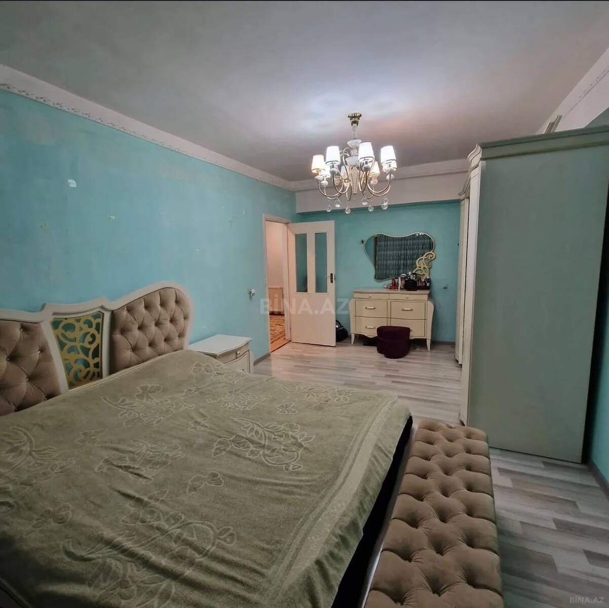 3 otaqlı Köhnə tikili, Sumqayıt
