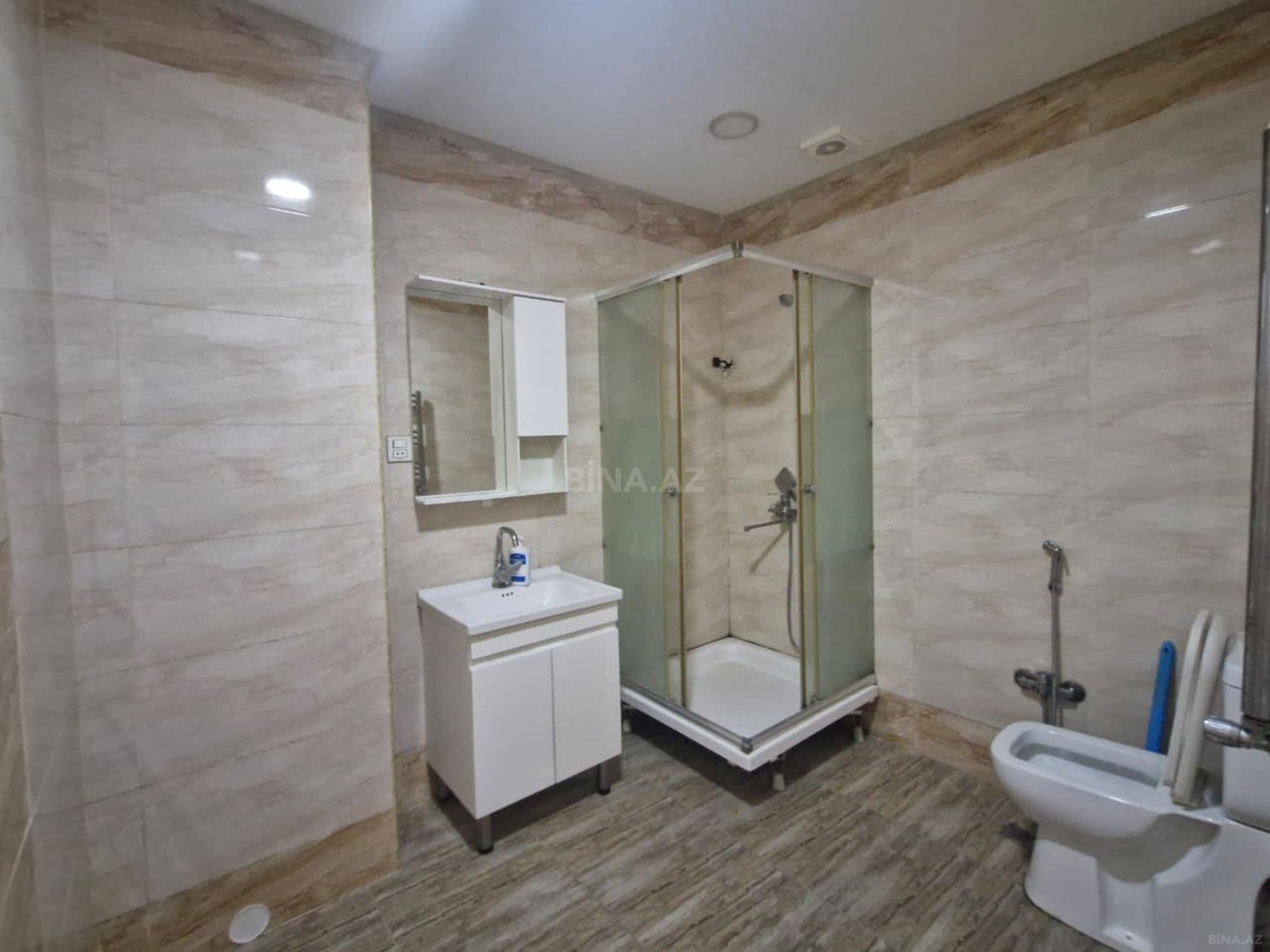 2 otaqlı Yeni tikili, Qara Qarayev m., Bakı