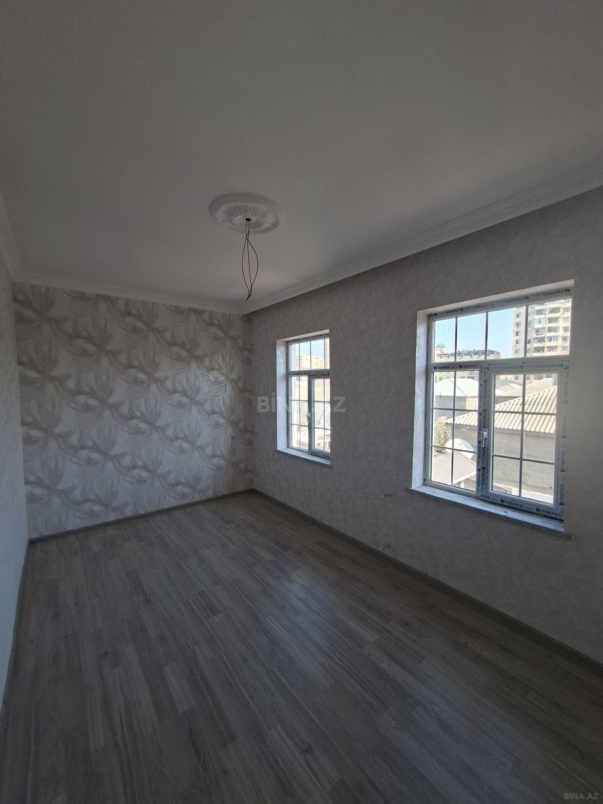 4 otaqlı Həyət evi/Bağ evi, Xırdalan