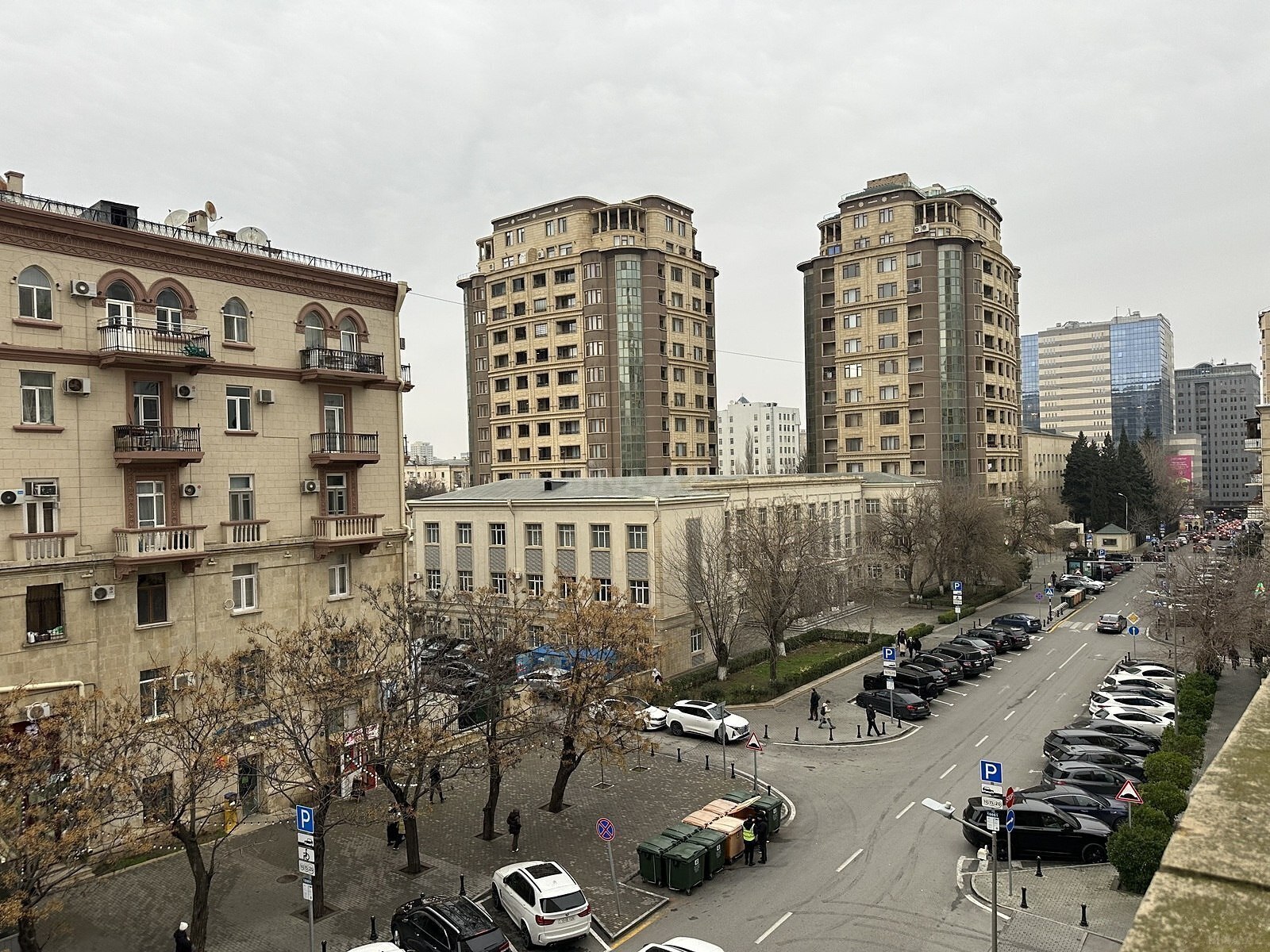 5 otaqlı Ofis, Nizami m., Bakı