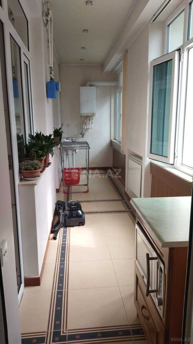 3 otaqlı Yeni tikili, İnşaatçılar m., Bakı