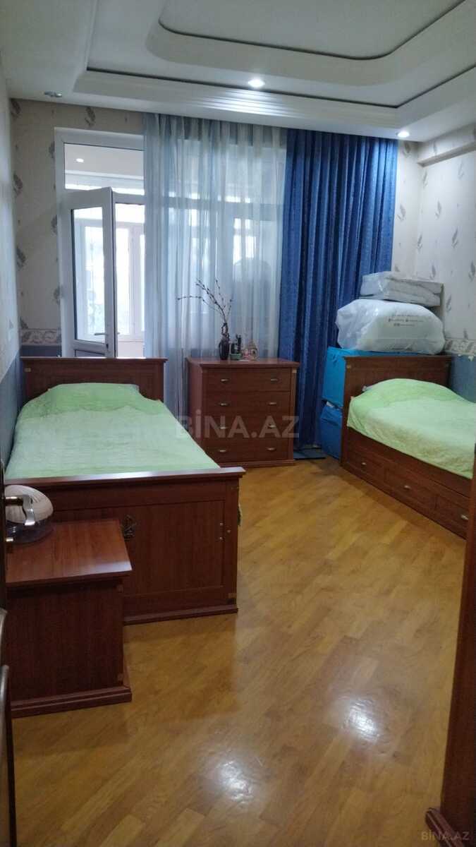 3 otaqlı Yeni tikili, İnşaatçılar m., Bakı