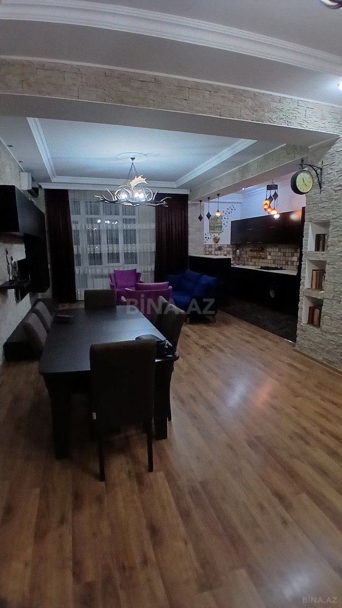 3 otaqlı Yeni tikili, Neftçilər m., Bakı