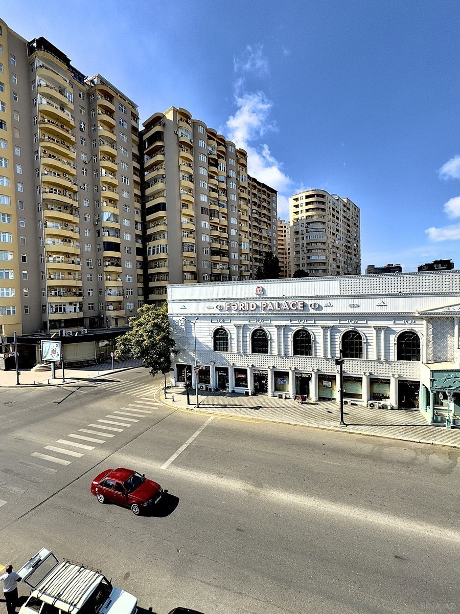 2 otaqlı Köhnə tikili, Binəqədi r., Bakı