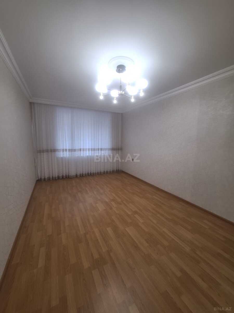 3 otaqlı Köhnə tikili, Elmlər Akademiyası m., Bakı