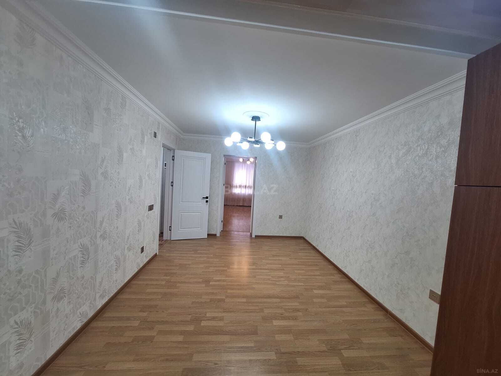 3 otaqlı Köhnə tikili, Elmlər Akademiyası m., Bakı