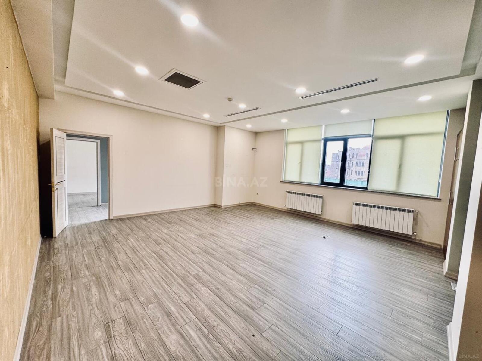 10 otaqlı Ofis, 8 Noyabr m., Bakı