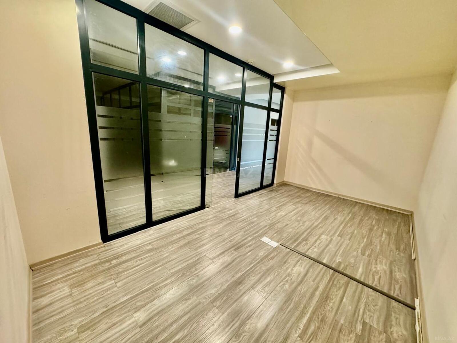 10 otaqlı Ofis, 8 Noyabr m., Bakı