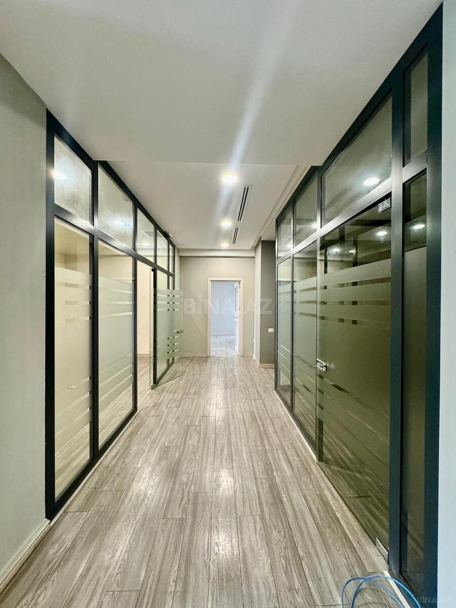 10 otaqlı Ofis, 8 Noyabr m., Bakı