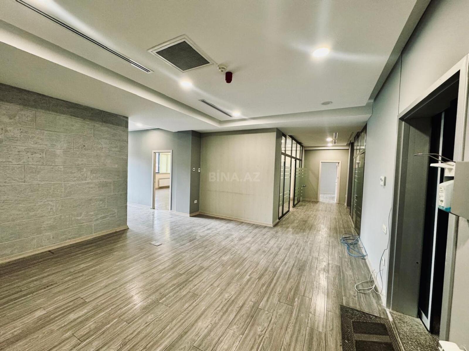 10 otaqlı Ofis, 8 Noyabr m., Bakı