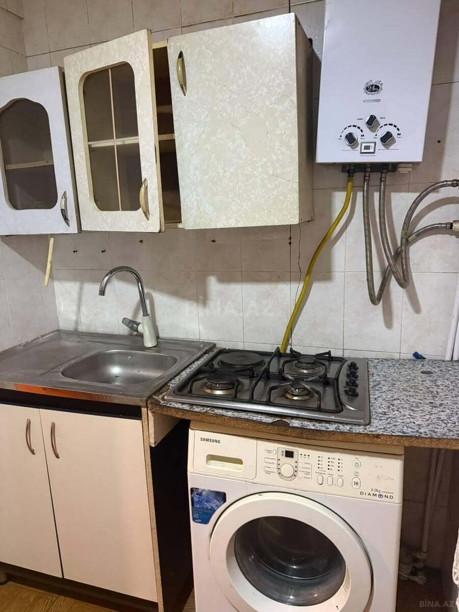 2 otaqlı Köhnə tikili, Yeni Günəşli q., Bakı