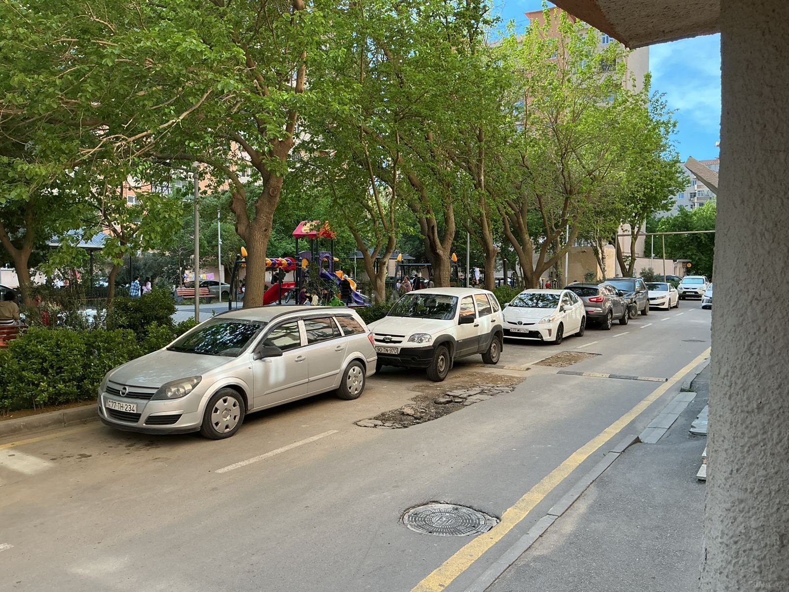 2 otaqlı Köhnə tikili, Yeni Günəşli q., Bakı