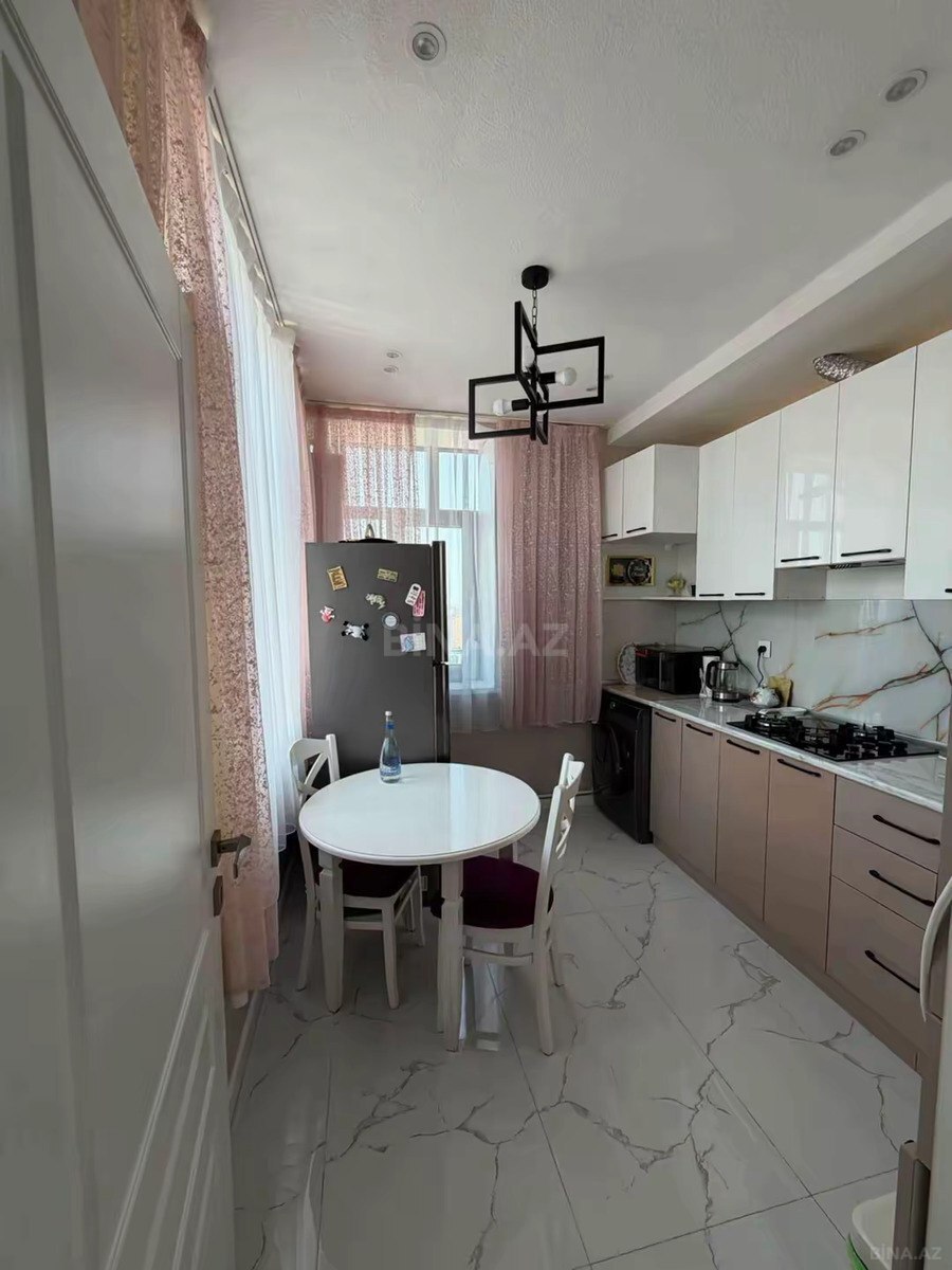 3 otaqlı Yeni tikili, Əhmədli m., Bakı