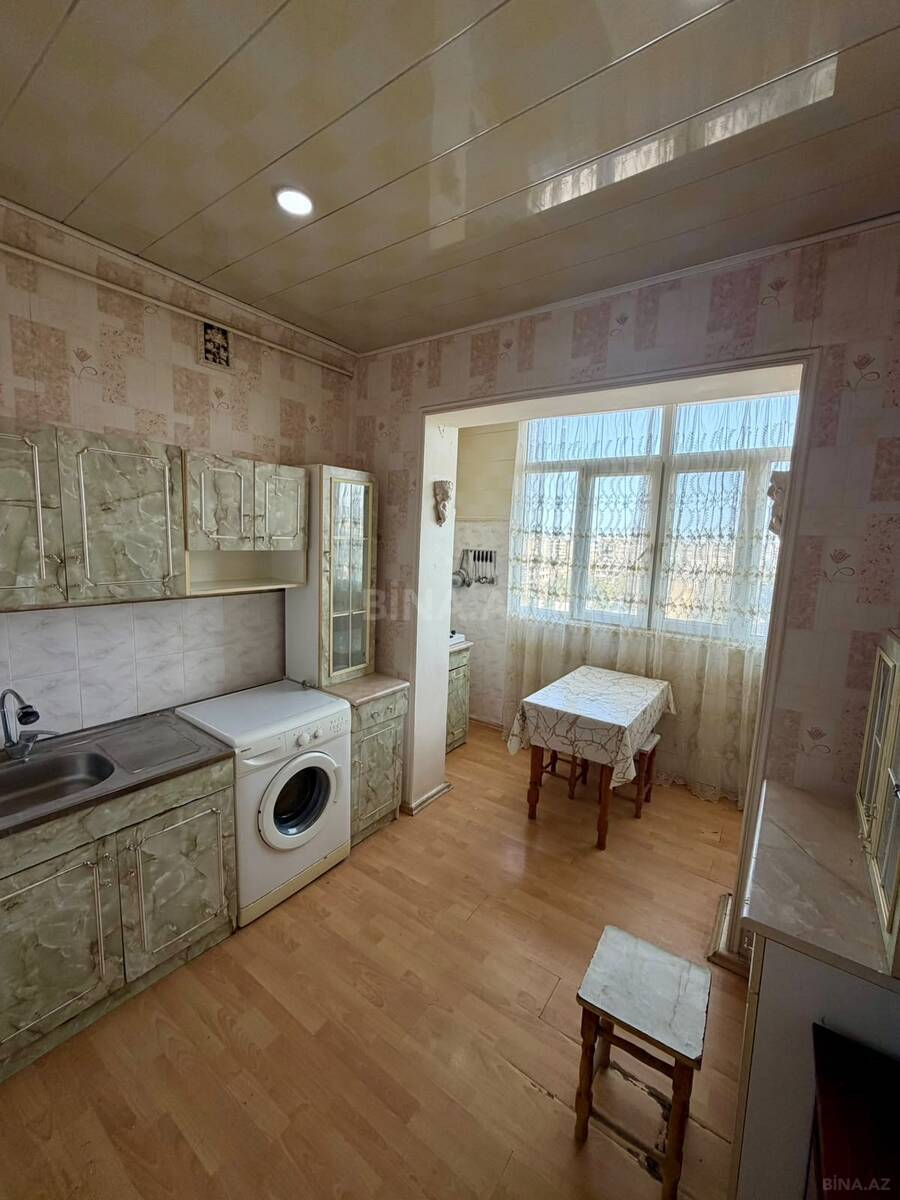2 otaqlı Köhnə tikili, Bakıxanov q., Bakı