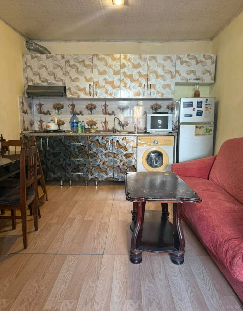 3 otaqlı Köhnə tikili, Badamdar q., Bakı