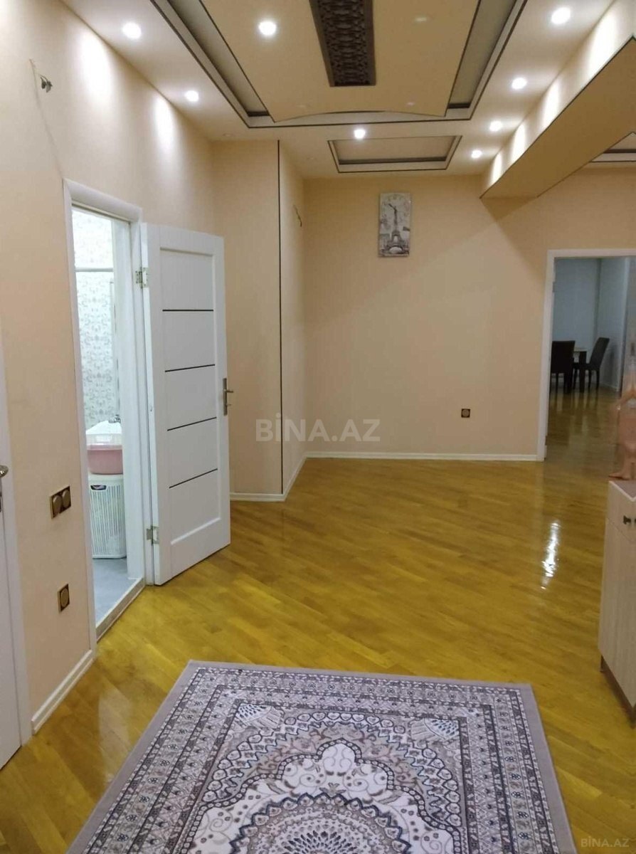 3 otaqlı Yeni tikili, Şah İsmayıl Xətai m., Bakı