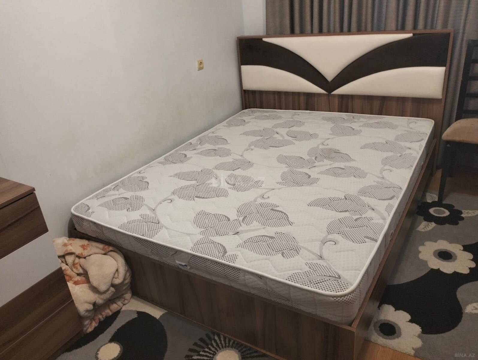 2 otaqlı Köhnə tikili, Bakıxanov q., Bakı