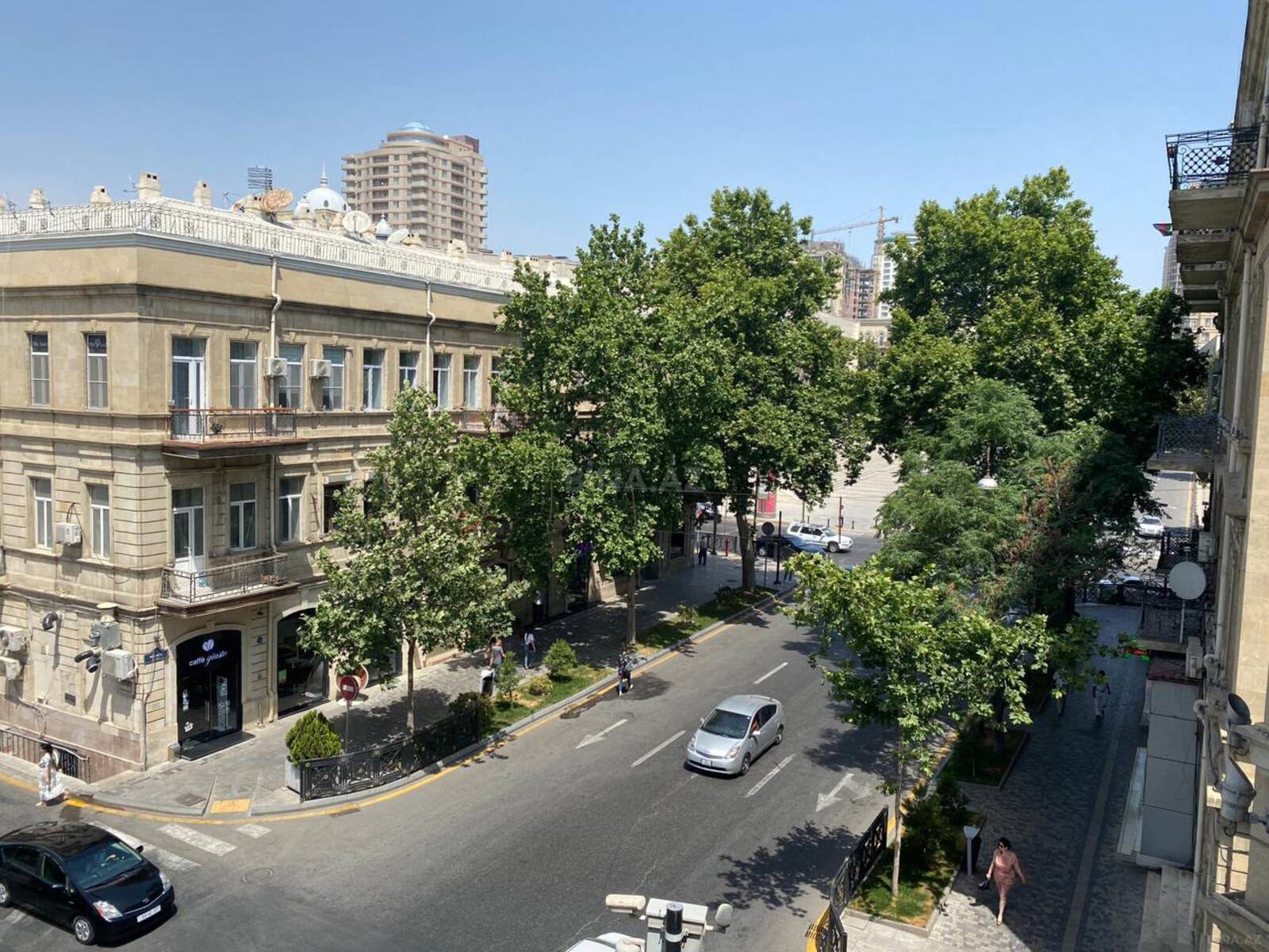 3 otaqlı Köhnə tikili, Sahil m., Bakı