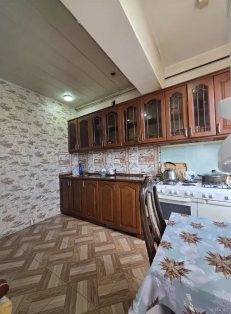 5 otaqlı Köhnə tikili, Yeni Yasamal q., Bakı