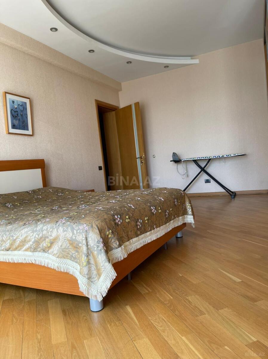 4 otaqlı Yeni tikili, 28 May m., Bakı