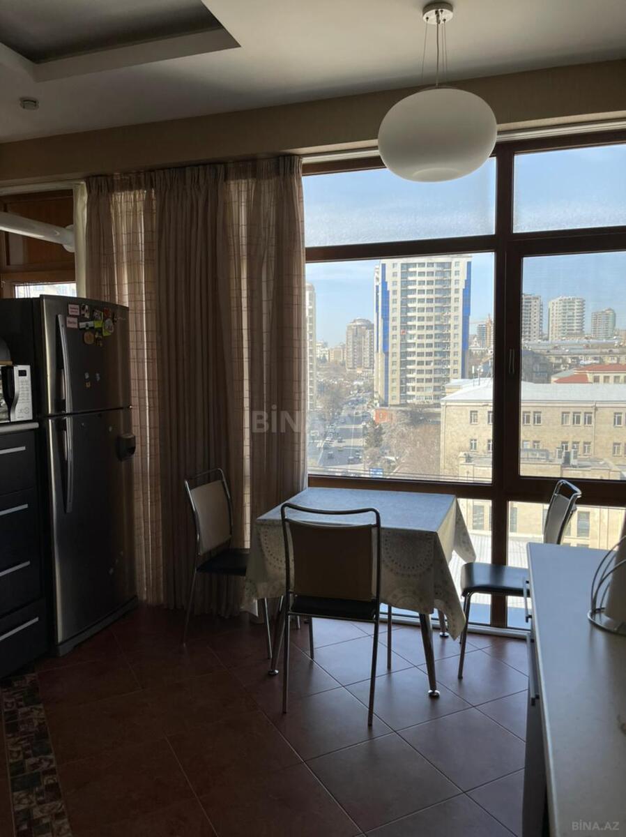 4 otaqlı Yeni tikili, 28 May m., Bakı
