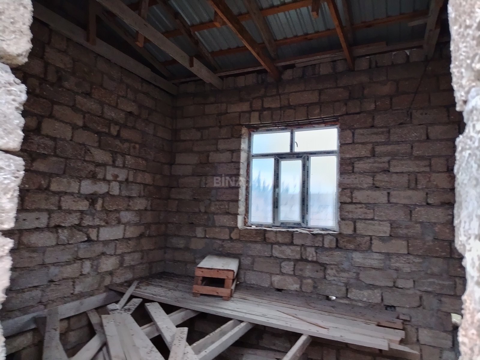 Torpaq Qala q., Bakı