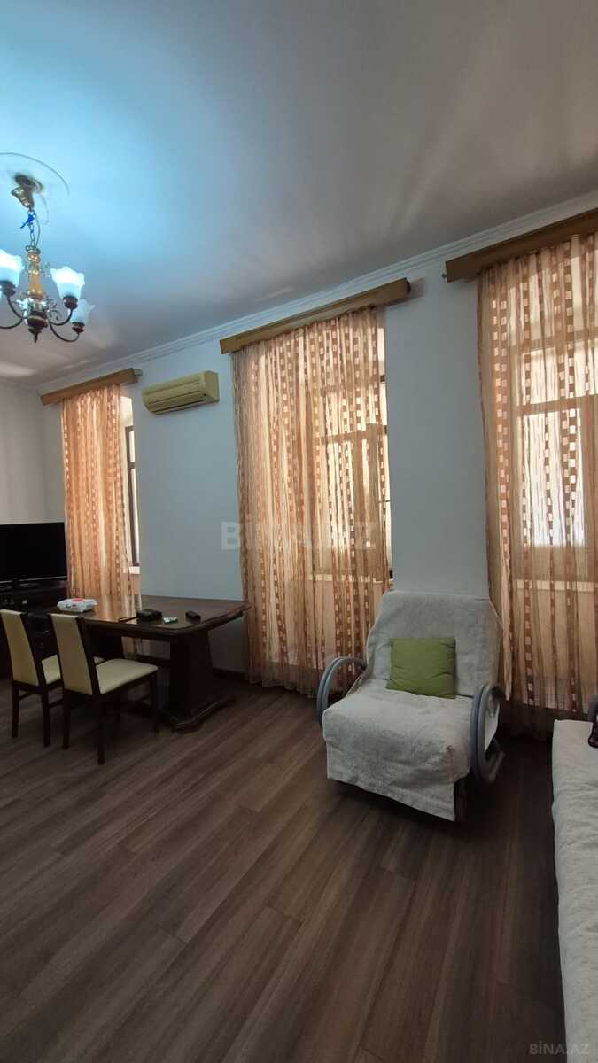 2 otaqlı Köhnə tikili, Sahil m., Bakı