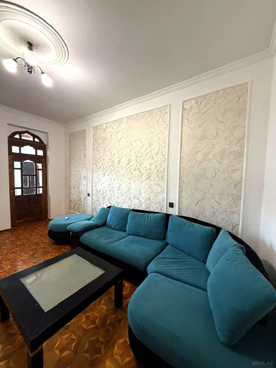 3 otaqlı Köhnə tikili, Elmlər Akademiyası m., Bakı