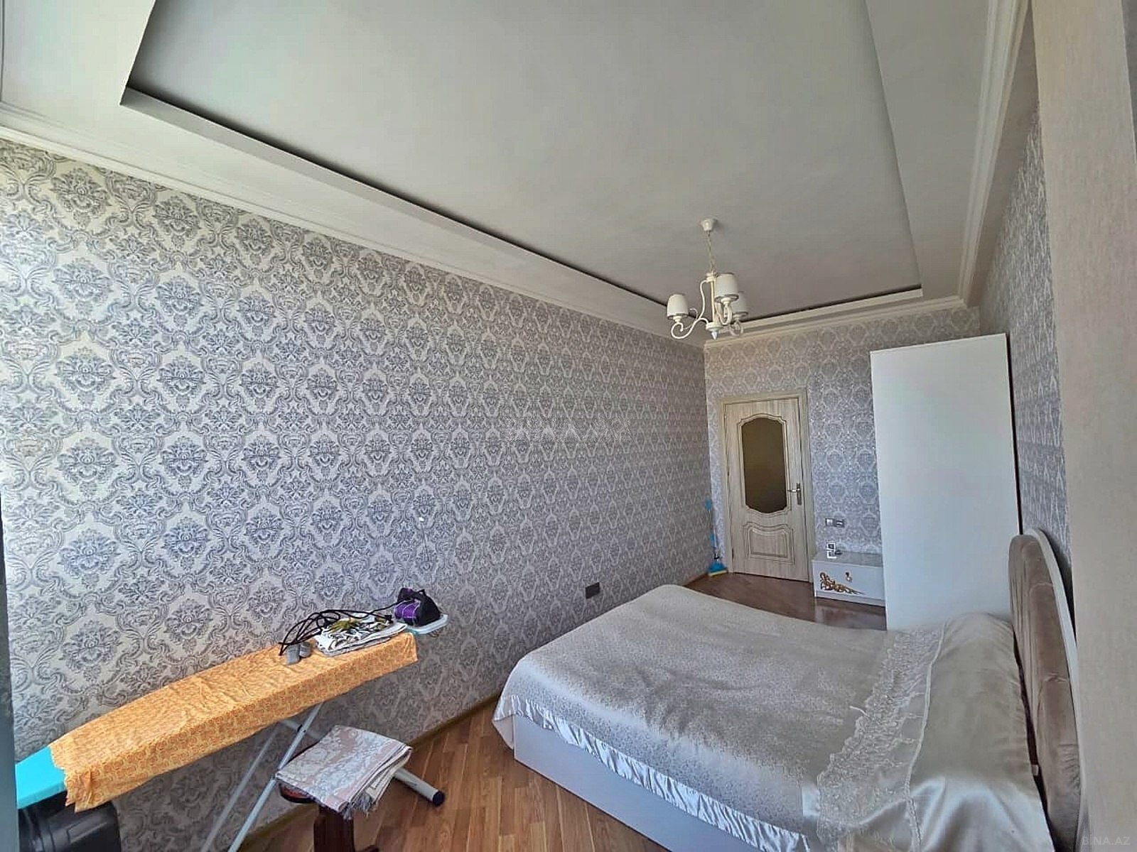 3 otaqlı Yeni tikili, Neftçilər m., Bakı