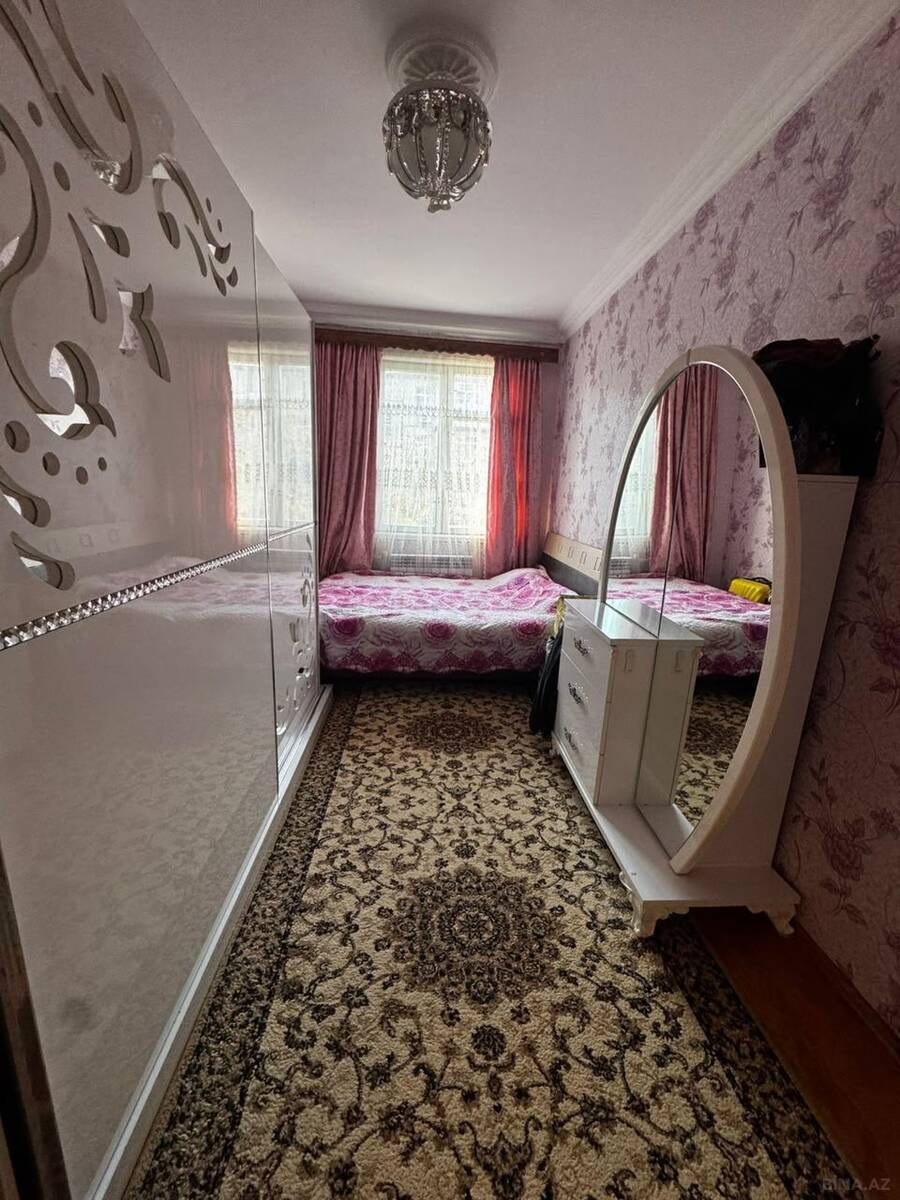 2 otaqlı Köhnə tikili, Memar Əcəmi m., Bakı