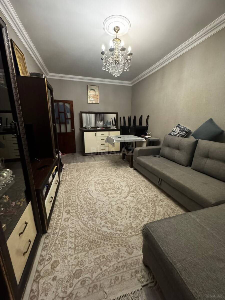 2 otaqlı Köhnə tikili, Memar Əcəmi m., Bakı
