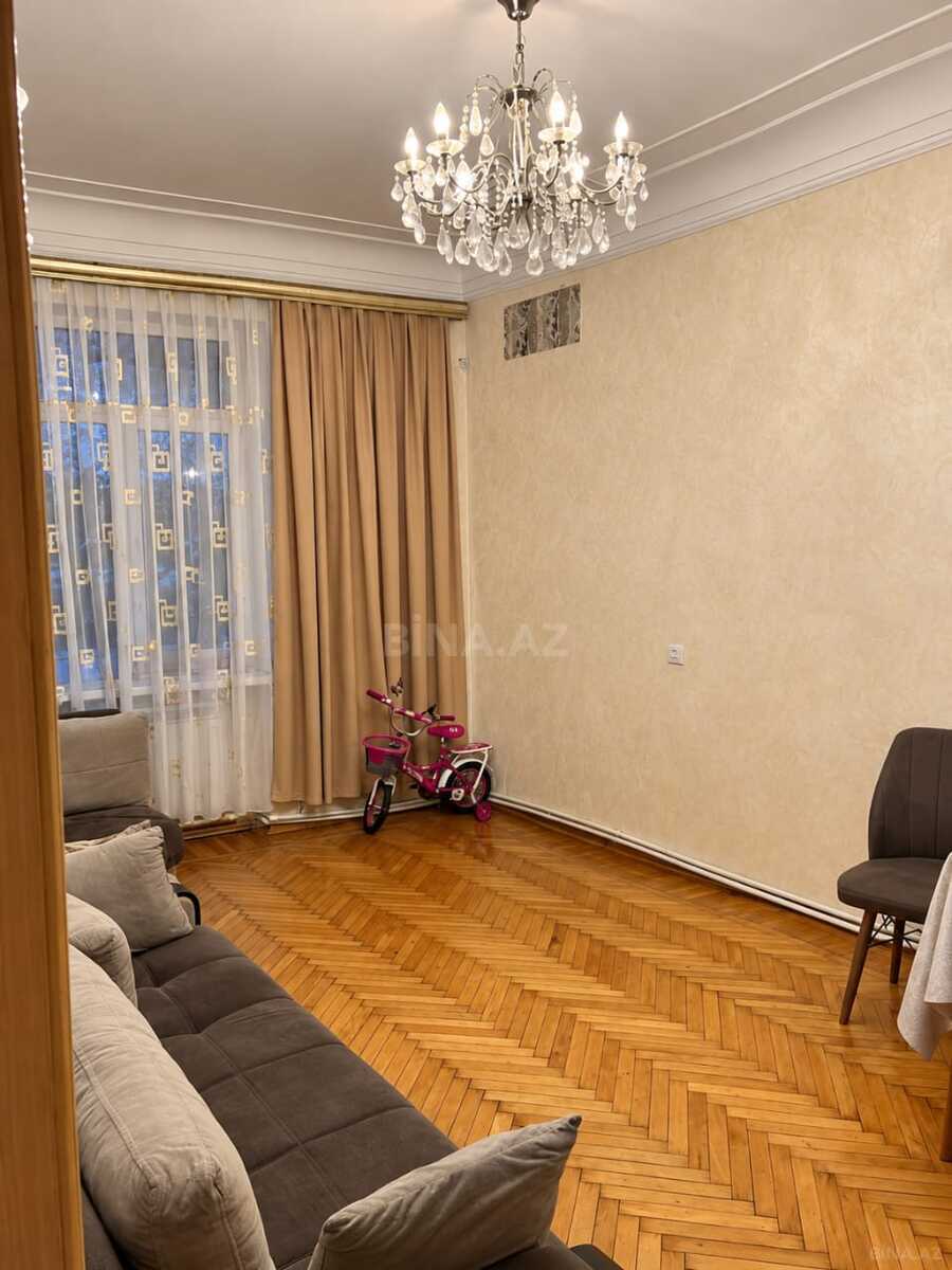 3 otaqlı Köhnə tikili, İçəri Şəhər m., Bakı
