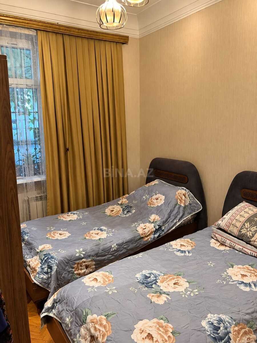 3 otaqlı Köhnə tikili, İçəri Şəhər m., Bakı