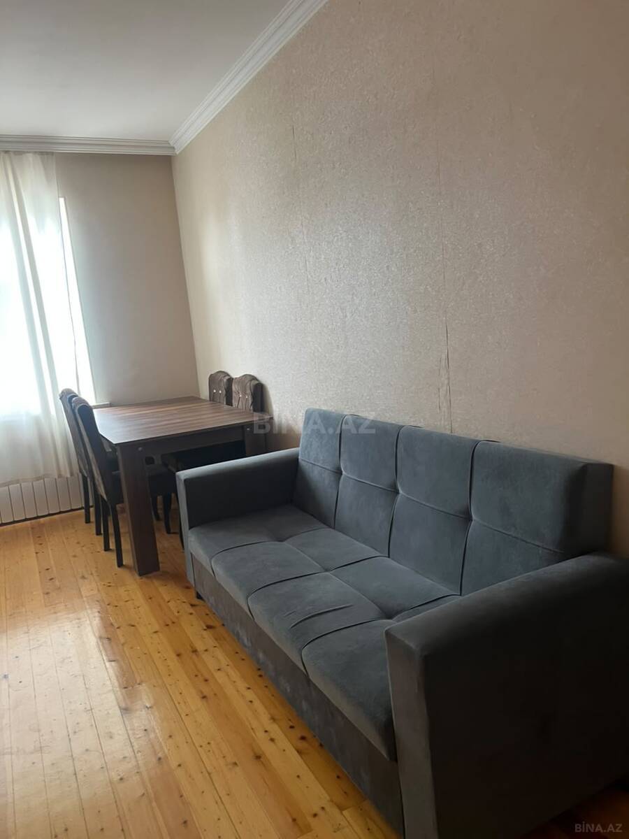 2 otaqlı Köhnə tikili, İnşaatçılar m., Bakı