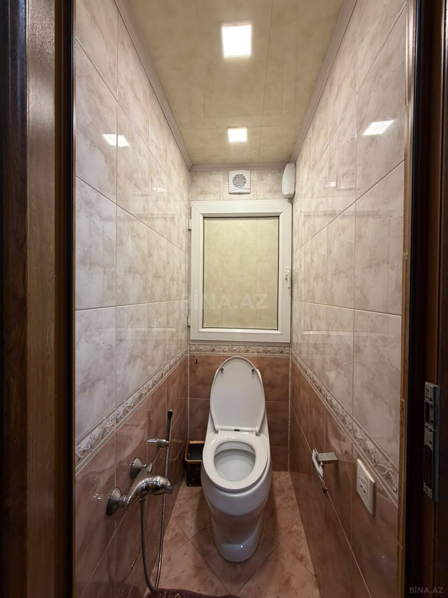 3 otaqlı Köhnə tikili, Memar Əcəmi m., Bakı
