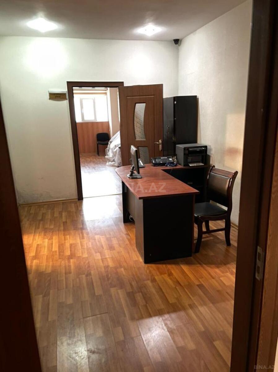 13 otaqlı Ofis, Memar Əcəmi m., Bakı