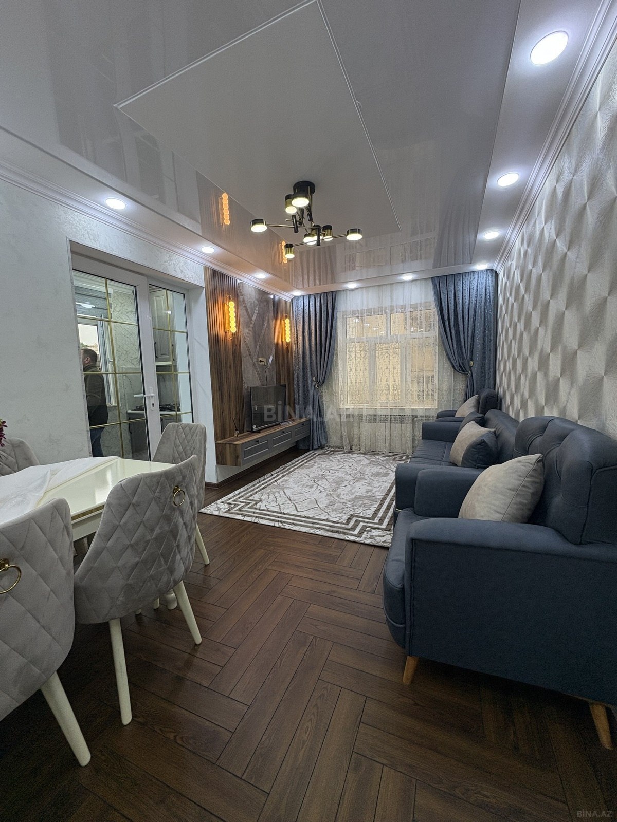 3 otaqlı Köhnə tikili, Əhmədli m., Bakı