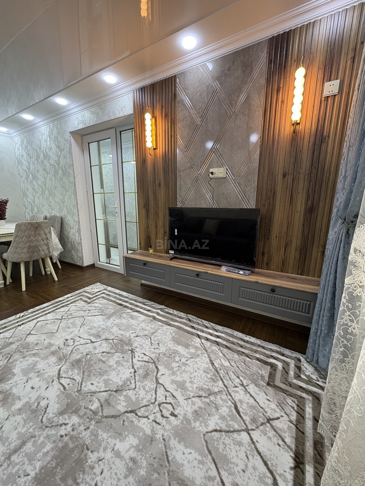 3 otaqlı Köhnə tikili, Əhmədli m., Bakı