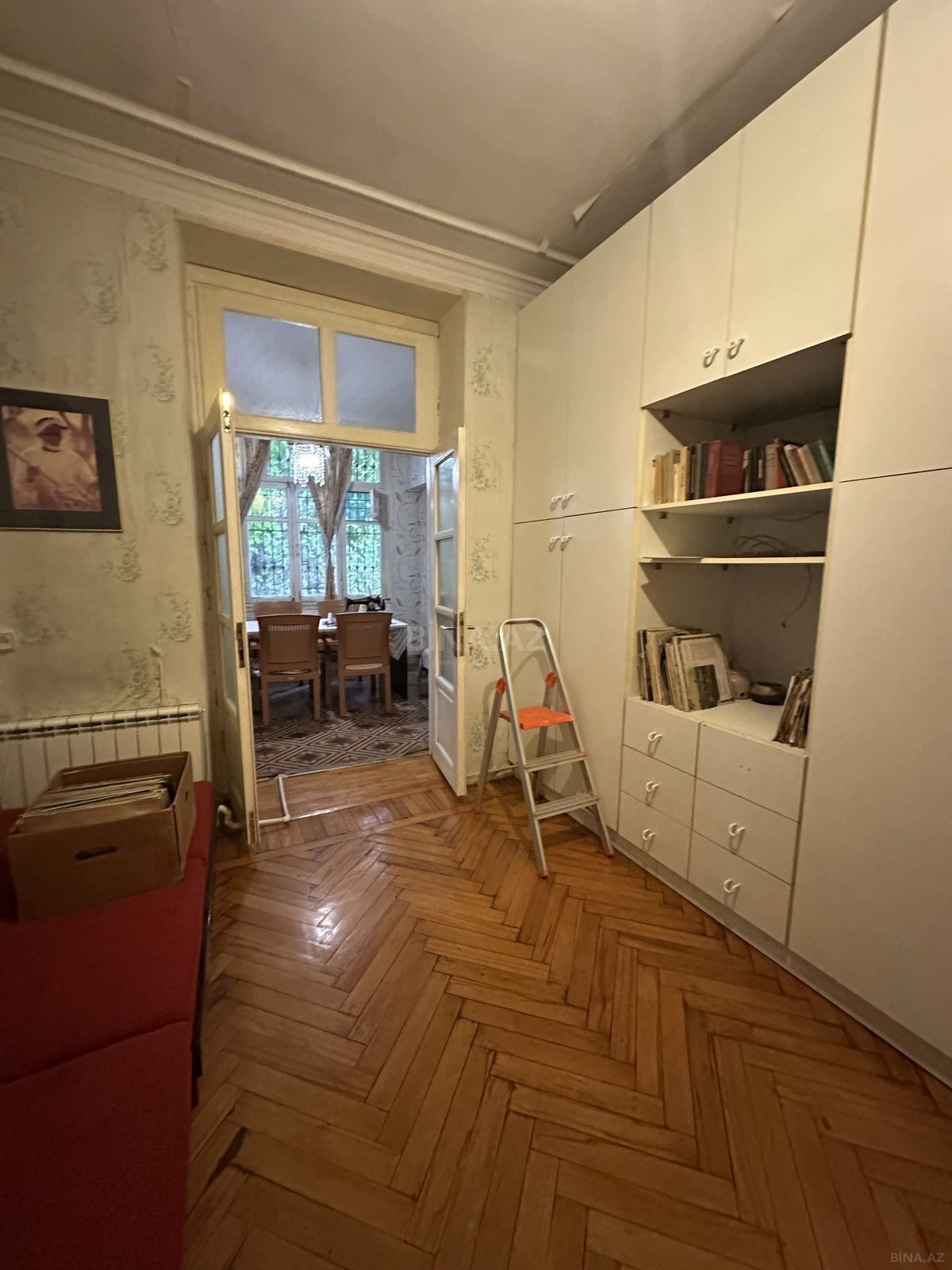 4 otaqlı Köhnə tikili, Nəsimi r., Bakı