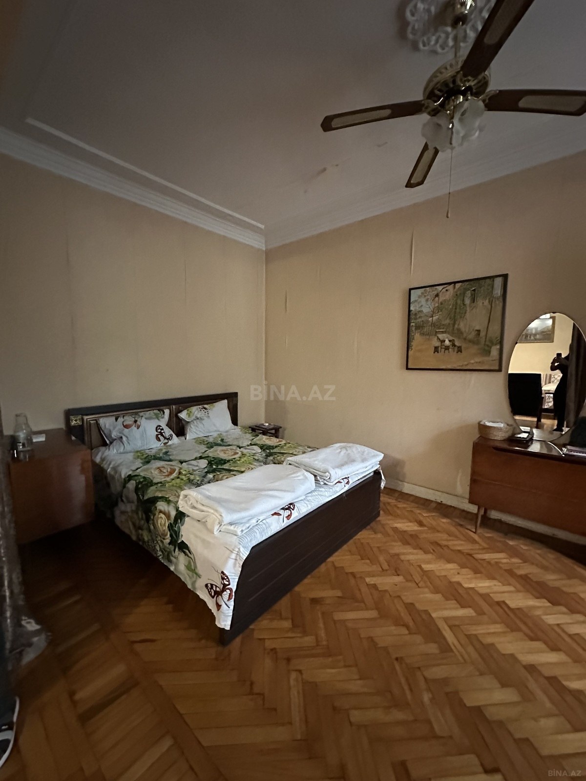 4 otaqlı Köhnə tikili, Nəsimi r., Bakı
