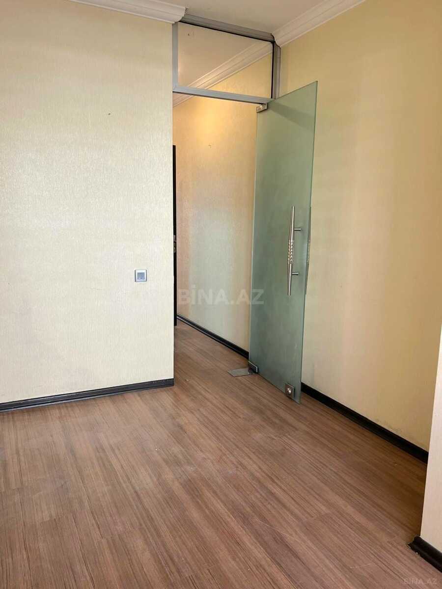 4 otaqlı Ofis, Şah İsmayıl Xətai m., Bakı